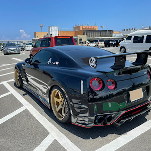 NISSAN GT-R R35