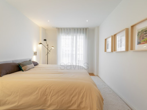 Buy this luxury property in Lordelo do Ouro e Massarelos (Portugal) with terrace and pool