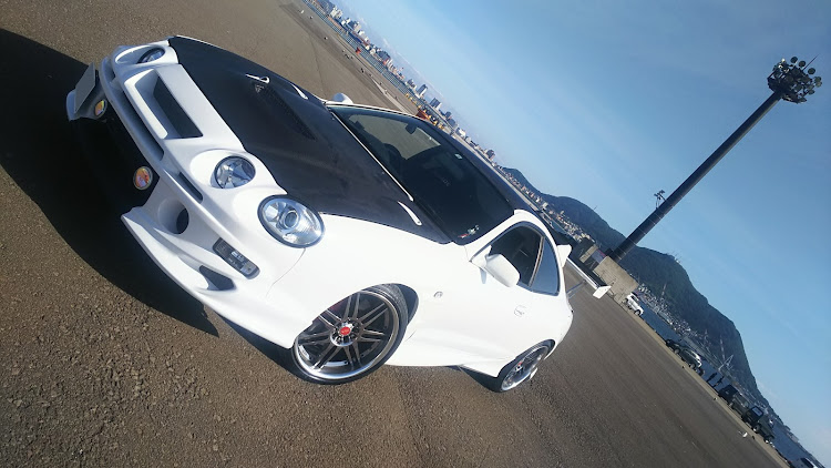 セリカのDIY・洗車・gtウイング・C-ONE・カーボンシートに関するカスタム事例の投稿画像1枚目