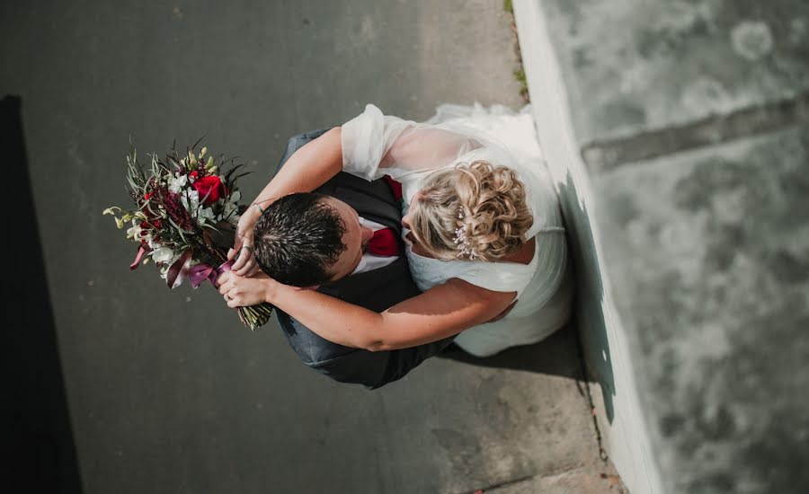 Fotógrafo de casamento Amber Rae (amberrae). Foto de 8 de setembro 2019