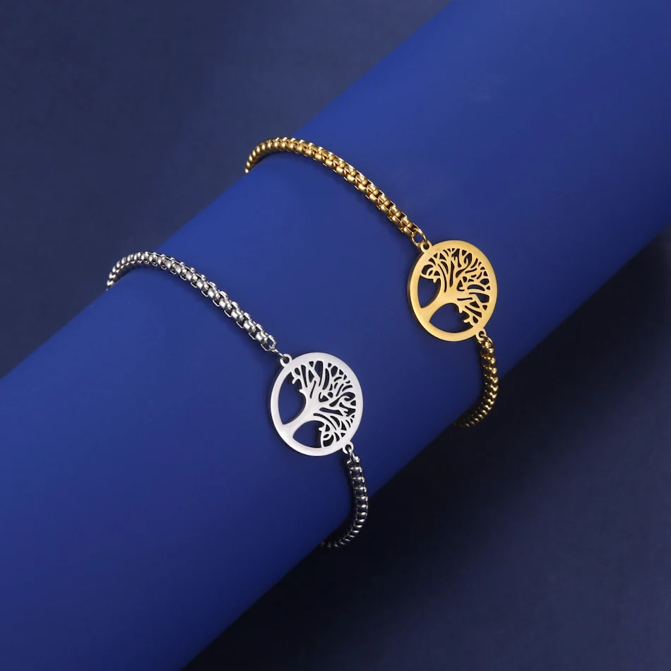 Bracelet pendentif Arbre de Vie creux, un symbole de connexion et de croissance. Un cadeau idéal pour exprimer amour et harmonie.