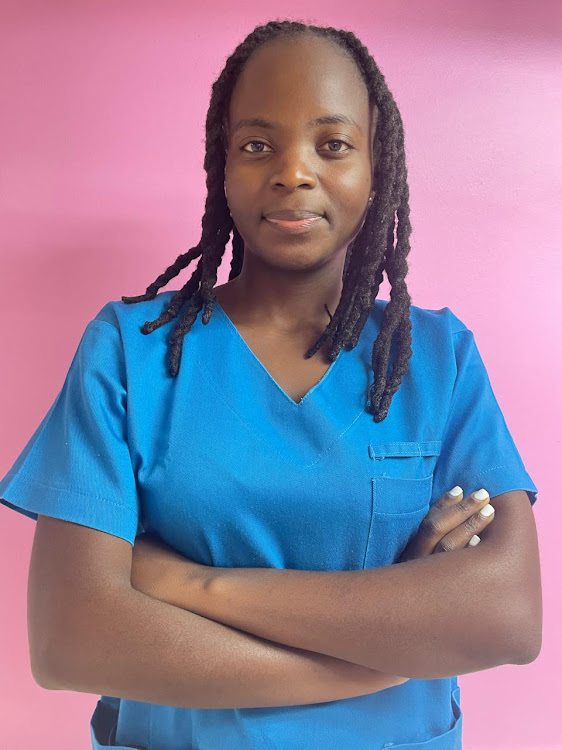 South Africa’s youngest woman medical doctor, 24-year-old Thakgalo Thibela, is among the doctors desperately looking for employment.