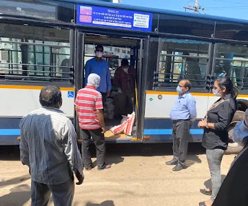 A mobile grocery bus service in Gurgaon