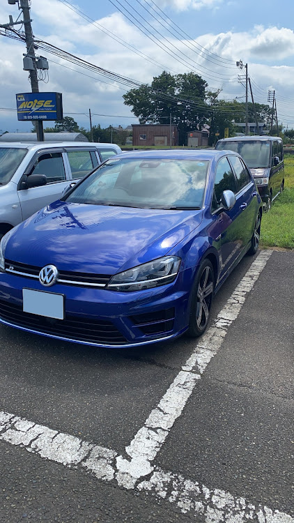 こーさんが投稿したgolf7r・スタッドレスタイヤ・悩み中に関するカスタム事例の投稿画像1枚目