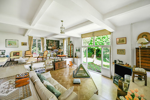 House with garden and terrace 3