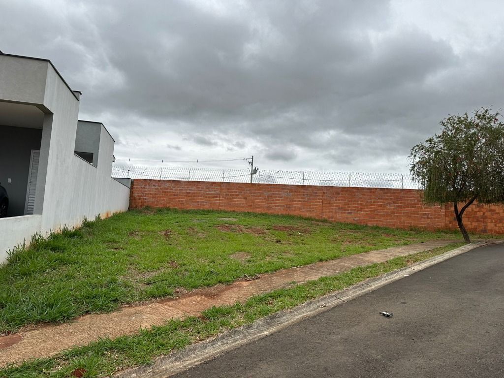 Terrenos à venda Condomínio Terras de São Francisco