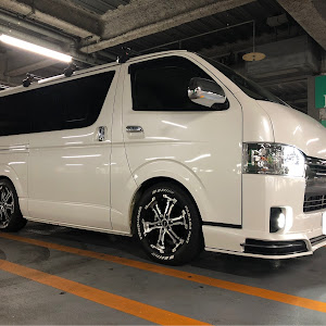 ハイエースバン TRH200V