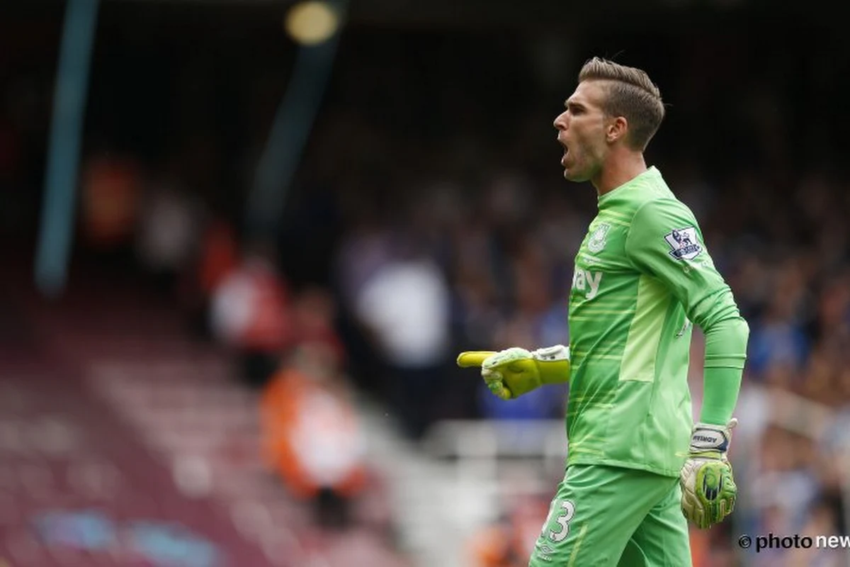 VIDEO: West Ham-doelman wil held worden, maar doet dan dit!