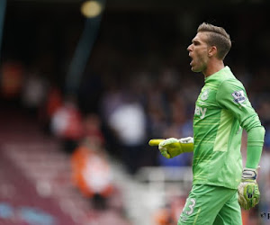 VIDEO: West Ham-doelman wil held worden, maar doet dan dit!