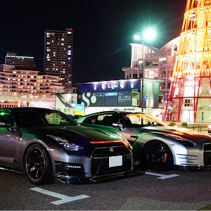 NISSAN GT-R R35