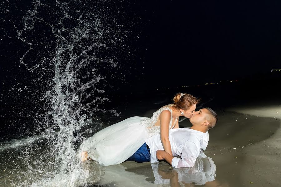 Nhiếp ảnh gia ảnh cưới Cristian Burlacu (crsphotographer). Ảnh của 26 tháng 3 2020