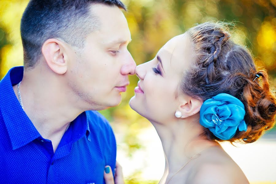 Fotógrafo de casamento Viktoriya Kunakh (kunakhviki). Foto de 28 de janeiro 2016