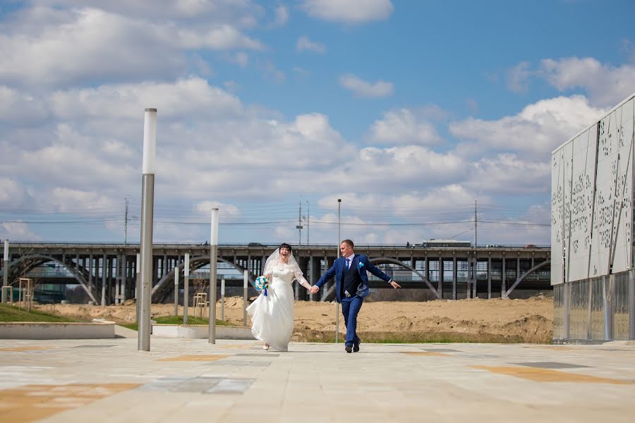 Fotógrafo de casamento Anna Starovoytova (bysinka). Foto de 14 de junho 2018