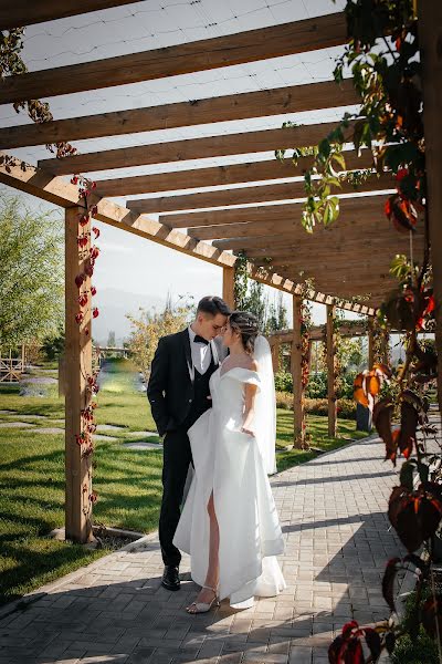 Wedding photographer Vladimir Akulenko (akulenko). Photo of 14 February 2023