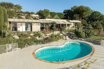 villa à Châteauneuf-Grasse (06)