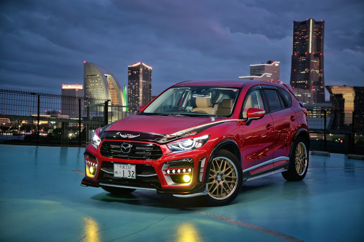 CX-5の#車撮影・車と風景・#車をカッコ良く撮る・#夜撮影・#車の有る風景に関するカスタム事例の投稿画像4枚目