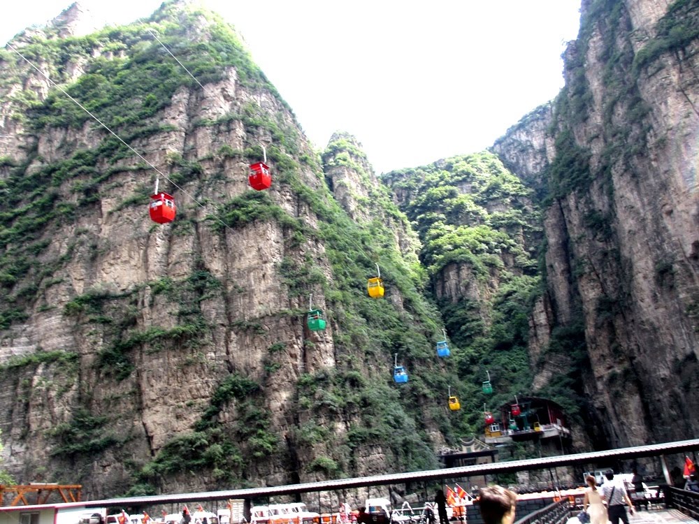 Dragon Escalator, a escada rolante do dragão na China
