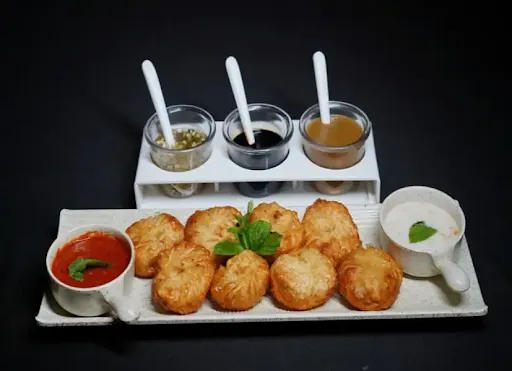 Veg Fried Momos.