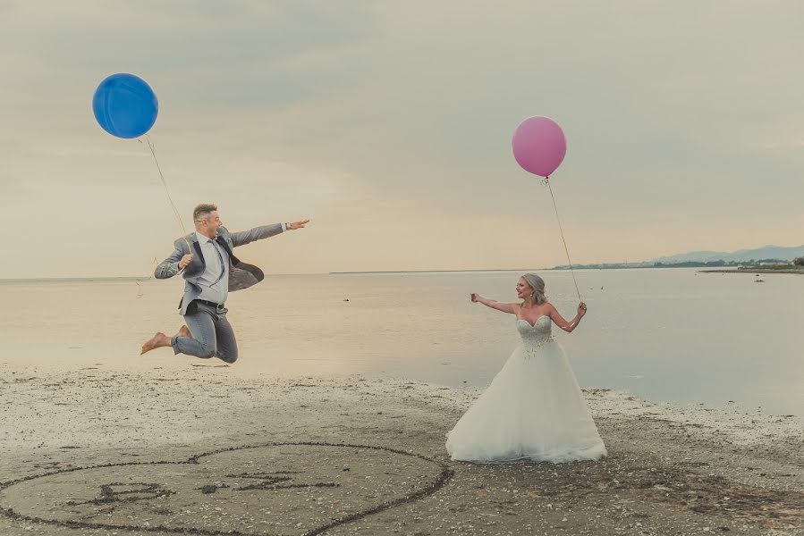 Vestuvių fotografas Stauros Karagkiavouris (stauroskaragkia). Nuotrauka 2018 spalio 2