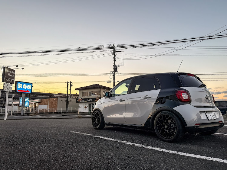 フォーフォーのMYSMA・smart・smartforfourturbo・スマートフォーフォーターボ・Chocolate House Cocoroに関するカスタム事例の投稿画像1枚目