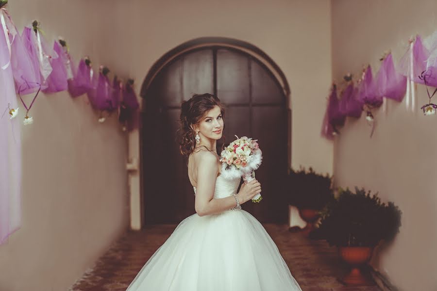 Wedding photographer Shamil Abdurashidov (shomaphoto). Photo of 27 January 2014