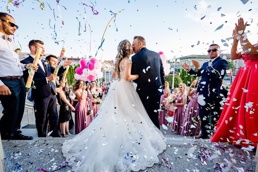 Fotografo di matrimoni Ioana Pintea (ioanapintea). Foto del 5 marzo 2020