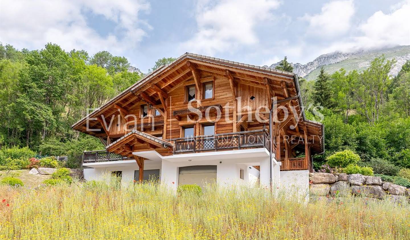 Chalet with terrace Abondance