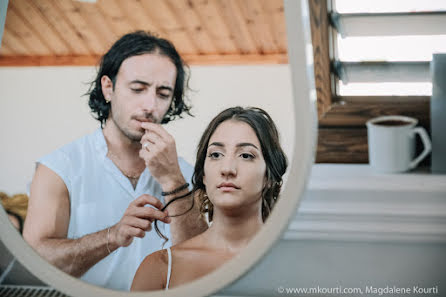 Fotografo di matrimoni Magdalene Kourti (kourti). Foto del 30 settembre 2018