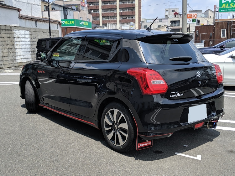 スイフトRSのマッドフラップ・DIYに関するカスタム事例の投稿画像2枚目