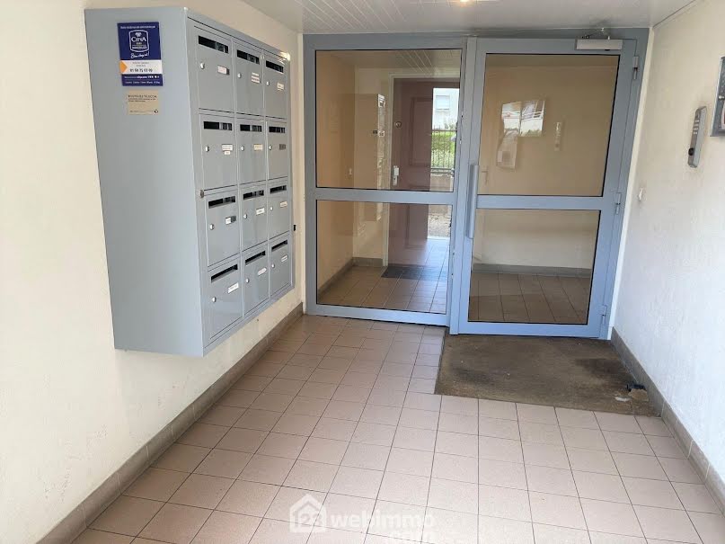 Vente appartement 2 pièces 51 m² à Évry-Courcouronnes (91000), 130 000 €