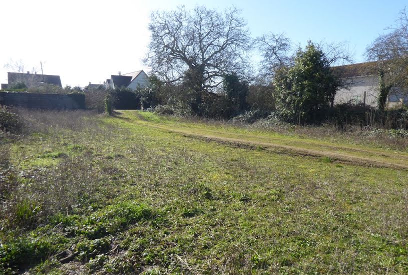  Vente Terrain à bâtir - à La Chapelle-Saint-Martin-en-Plaine (41500) 