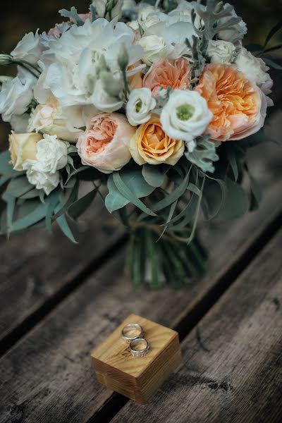 Fotógrafo de casamento Ilnar Safiullin (ilnarsafiullin). Foto de 15 de março 2019