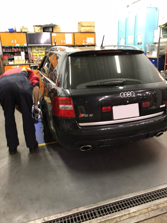 RS6 アバントのドライブ・ホイールバランスに関するカスタム事例の投稿画像1枚目