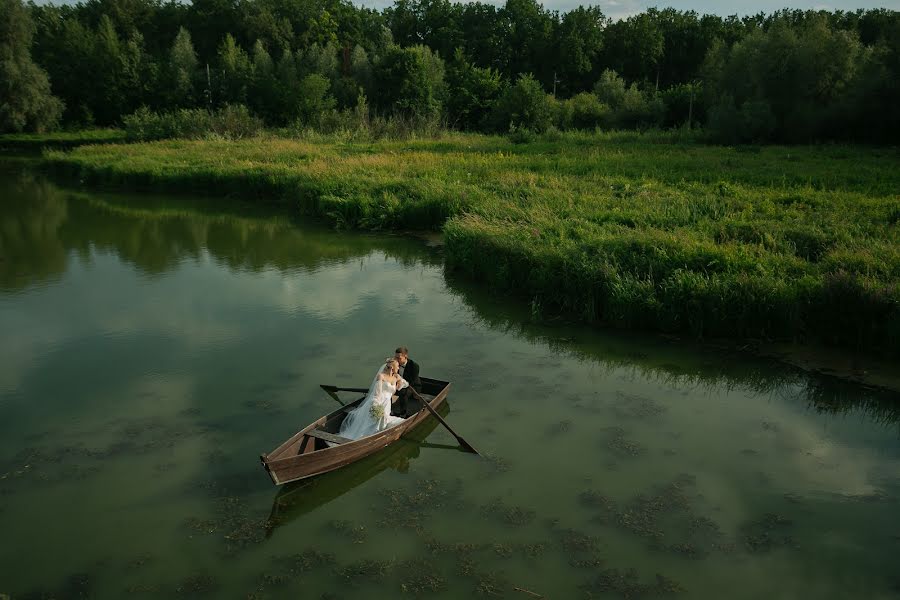 Fotógrafo de casamento Oksana Baranova (blackcat88). Foto de 27 de julho 2023