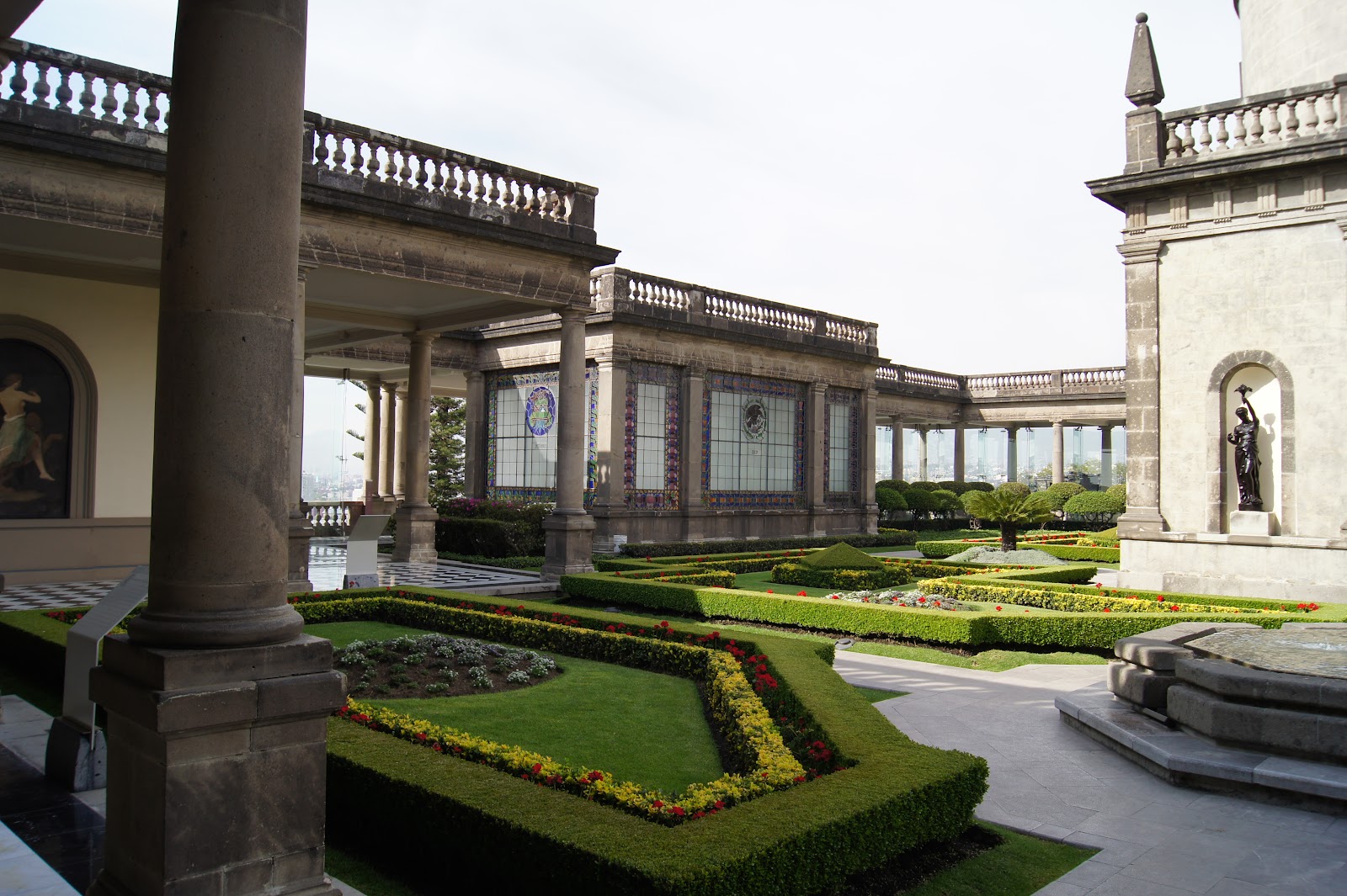 PobreCasaDelEmperadorJardines_del_Castillo_de_Chapultepec_4.jpg