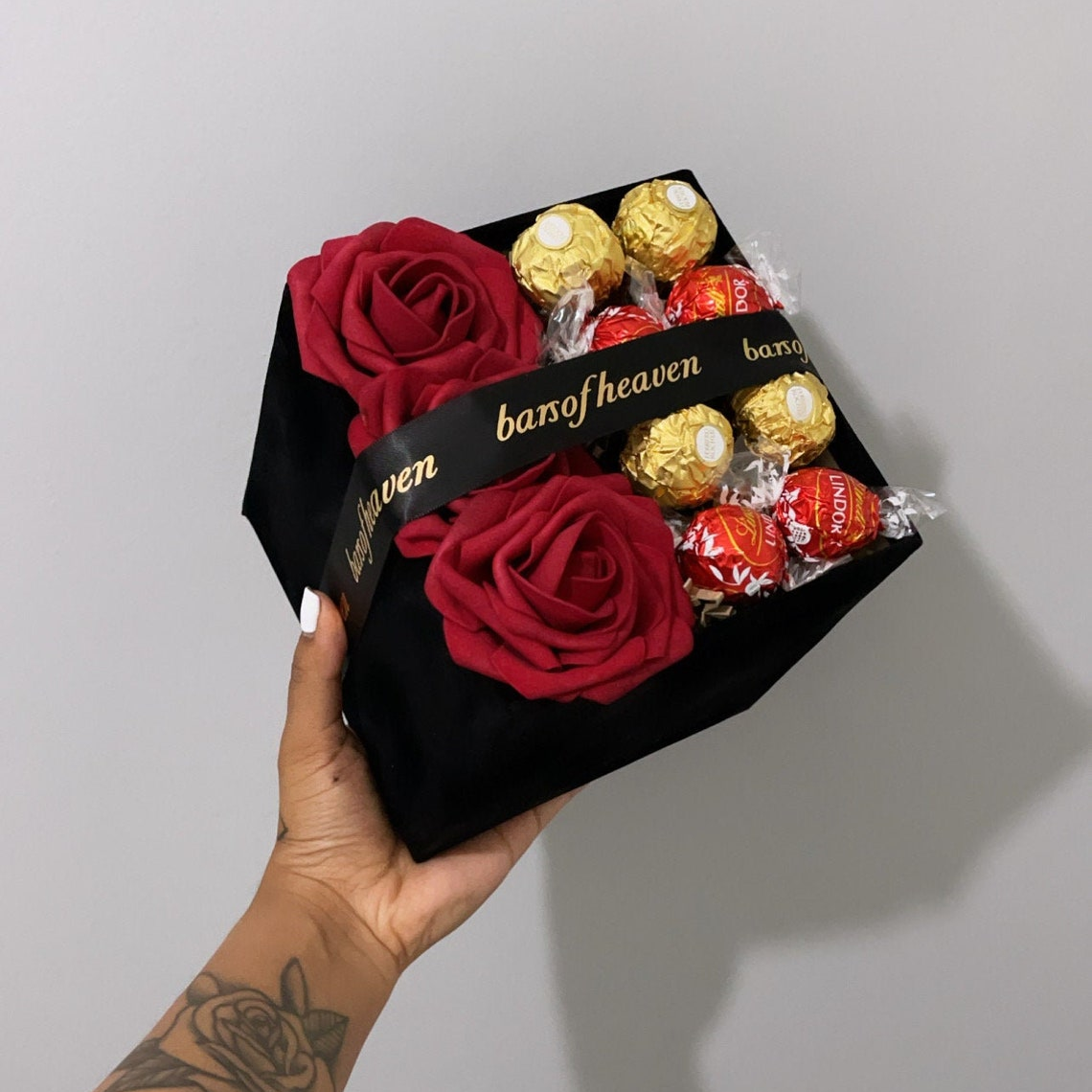 Kutija ljubavi - Ruže i čokoladice