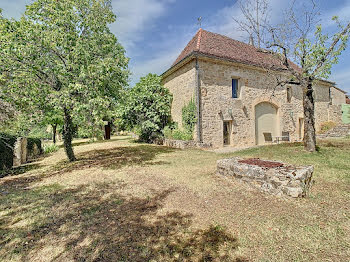 propriété à Saint-Cirq-Lapopie (46)