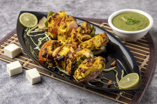 Paneer Lasooni Banjara Kebab