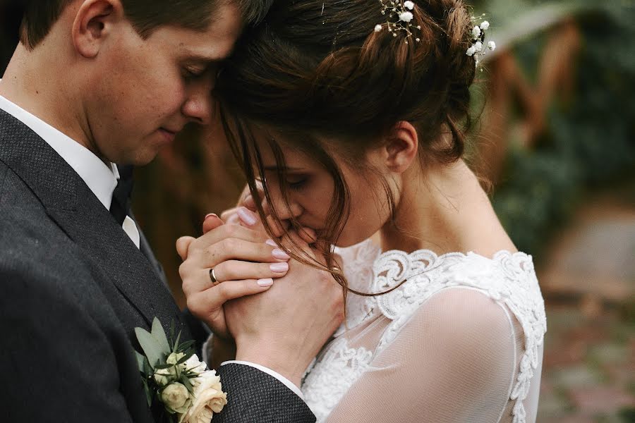 Fotógrafo de casamento Mikola Kuzmich (mkuzmich). Foto de 28 de novembro 2017