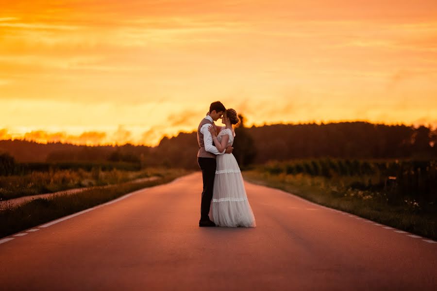 Photographe de mariage Emilia Juchniewicz (kreatywni). Photo du 4 septembre 2023