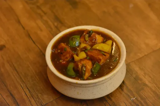 Chilli Paneer Gravy [8 Pieces]