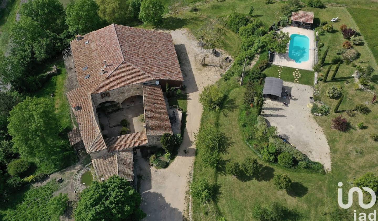 Maison avec piscine et terrasse Bourdeaux