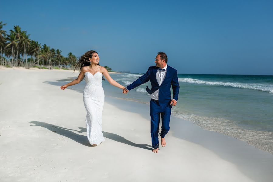 Fotógrafo de casamento Irina Savinova (irina-dominicana). Foto de 3 de outubro 2021