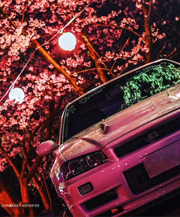 スカイライン GT-Rのニスモ・FS-R・BNR34・桜とコラボに関するカスタム事例の投稿画像4枚目