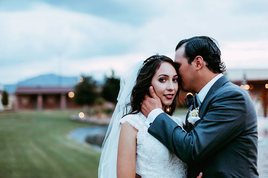 Wedding photographer Mikayla Dehoyos (mikayladehoyos). Photo of 8 September 2019