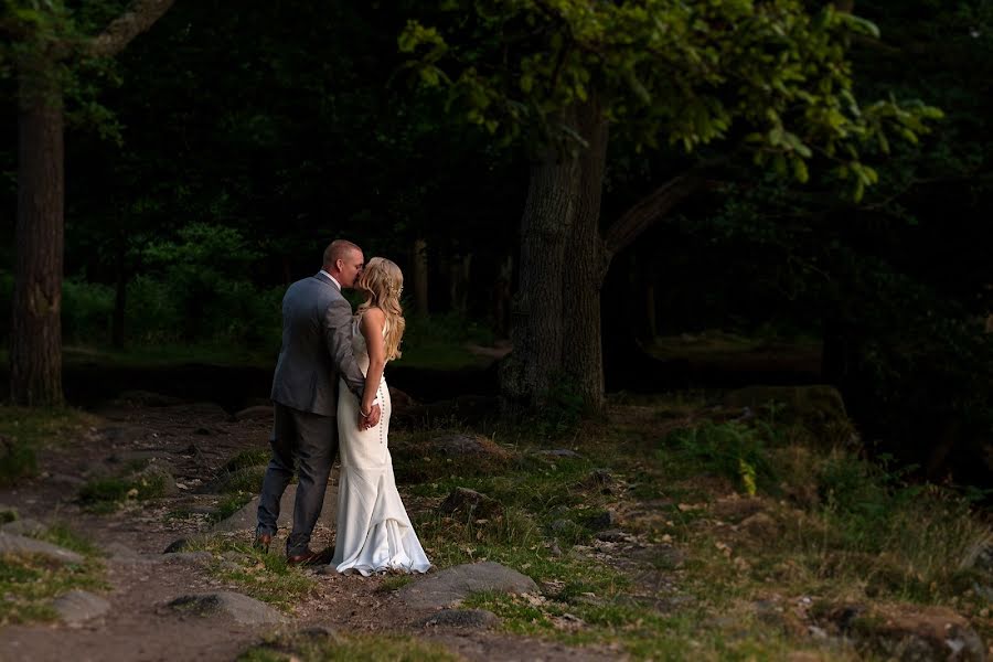 Fotografo di matrimoni Chris Loneragan (cloneragan). Foto del 11 maggio 2019