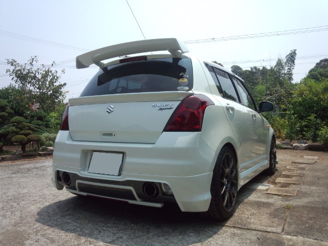 yoshi改めトコっちさんが投稿した洗車・スイフトスポーツ・マークX120・お別れに関するカスタム事例の投稿画像2枚目