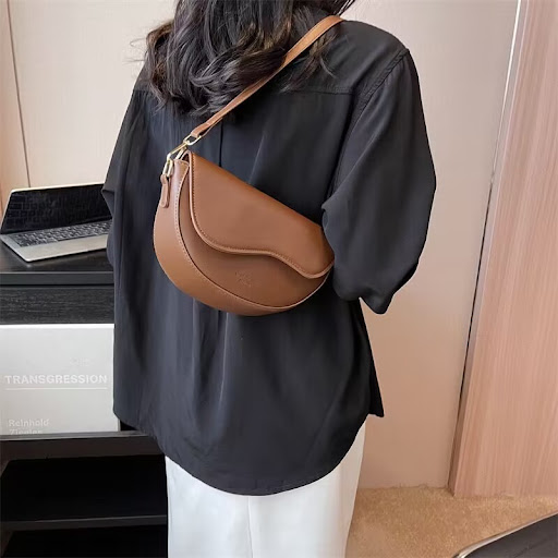 Title 6, Womens Fashion Retro All-match Shoulder Messen...