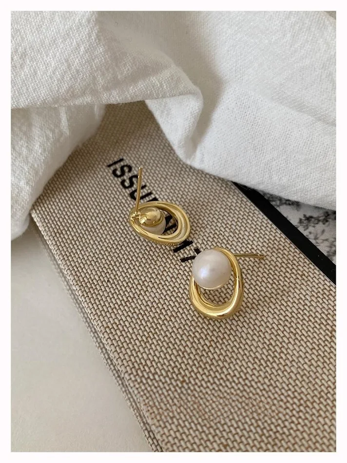 Parel Geometrische Oorstuds Licht luxe hoogwaardige oorbellen voor dames, perfect voor een elegante uitstraling.