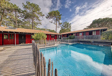 Villa avec piscine et jardin 2